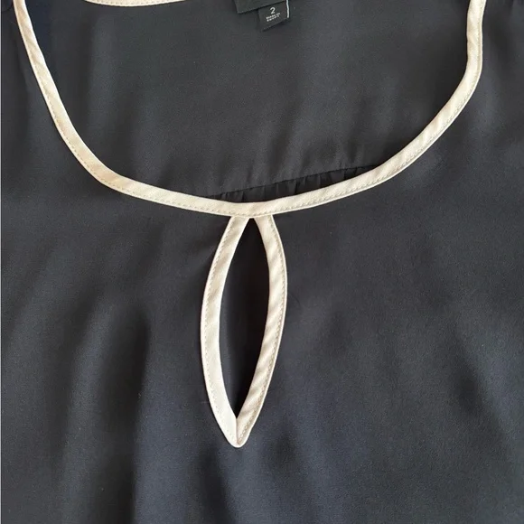 Torrid - Geogette Tulip Sleeve Blouse - Picture 5 of 5